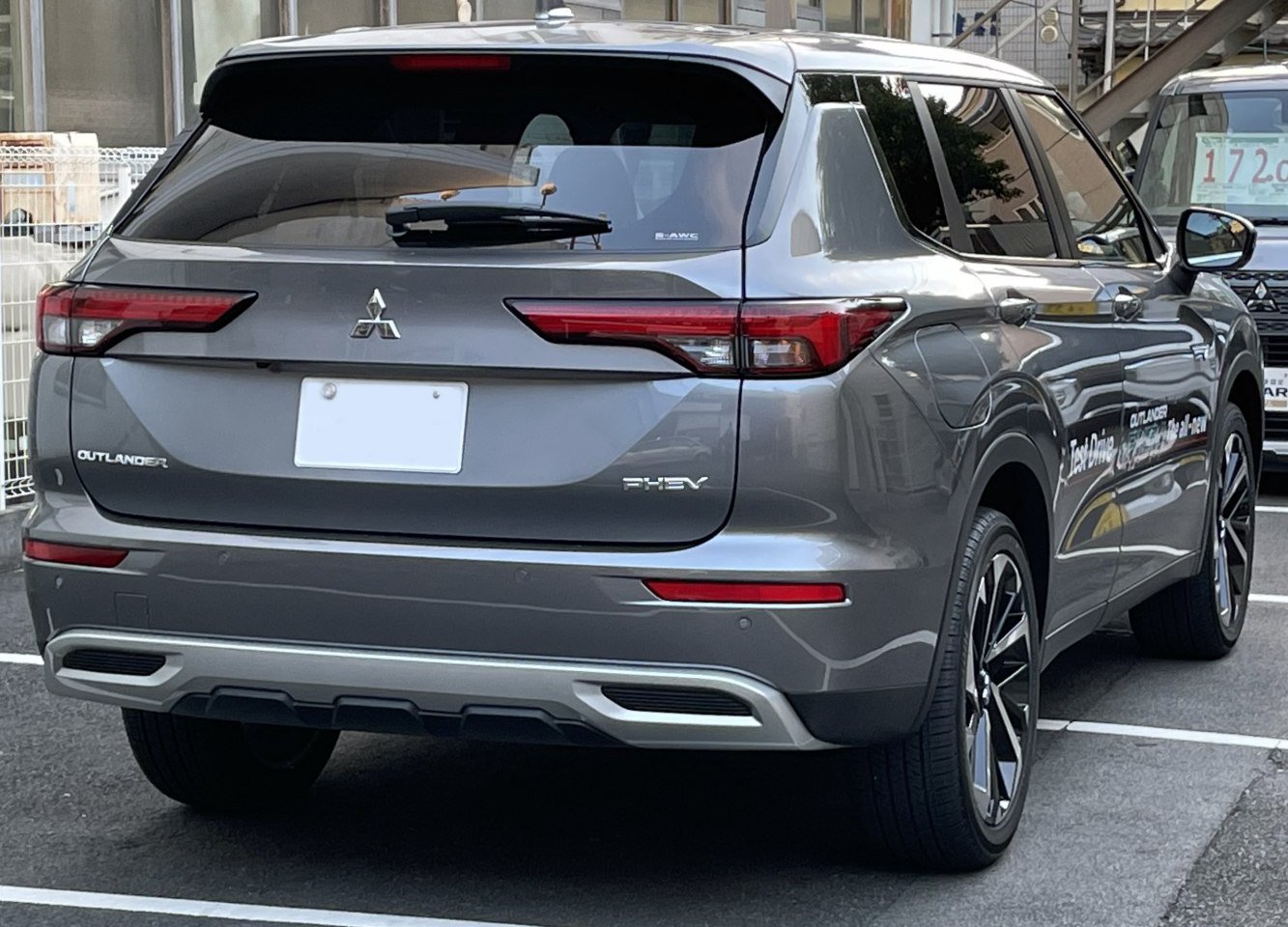 Mitsubishi Outlander технически характеристики и разход на гориво